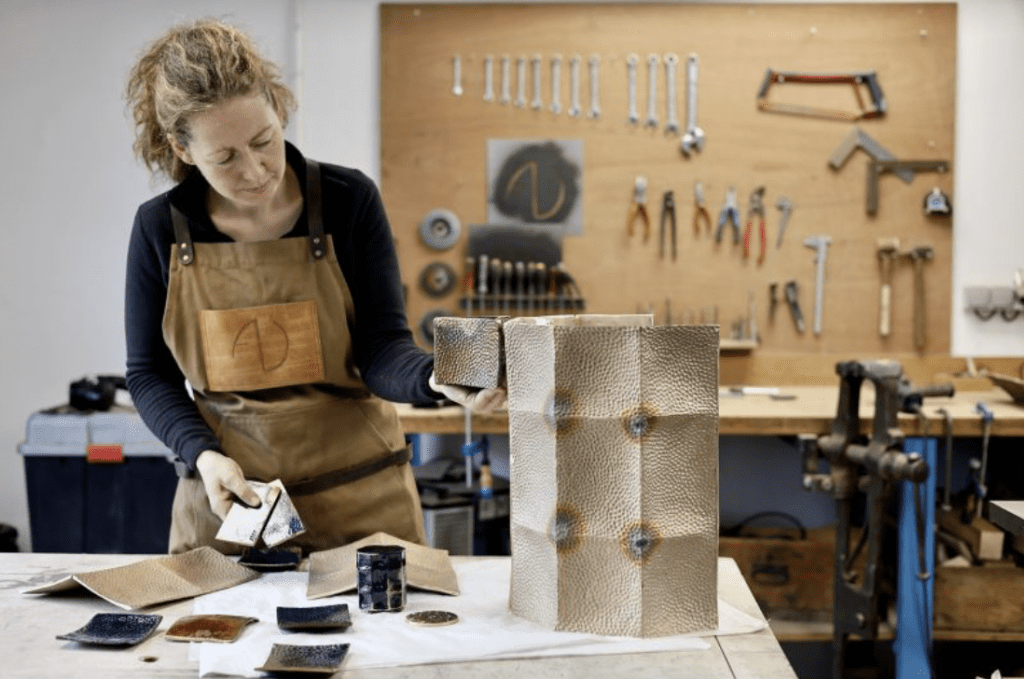 Laura Demichelis – Bronzier d’Art, Artiste, Novatrice