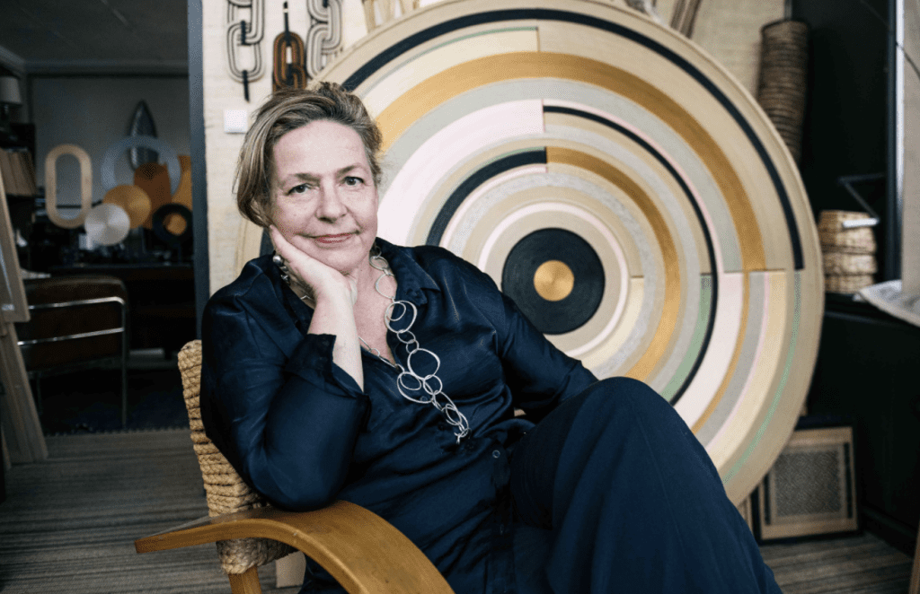 Véronique de Soultrait : Inventrice de la Marqueterie de Corde