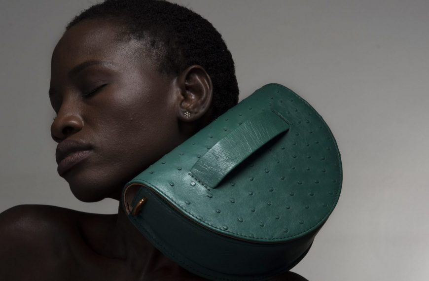 Marie Veyron : Sublimer le Cuir d’Autruche Avec NILAU