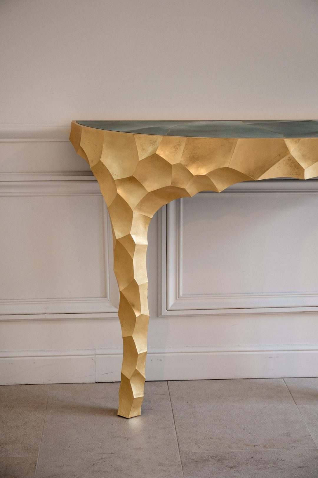 console en laiton, métal patiné, mobilier d'exception, Ryo Hikosaka 