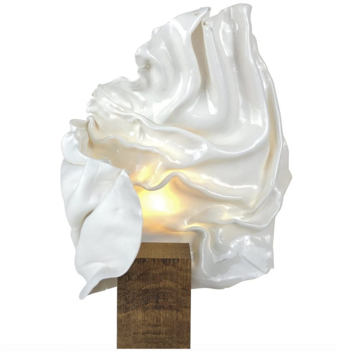 lampe sur mesure en porcelaine rétro éclairée , Dora Stanczel, artiste contemporain