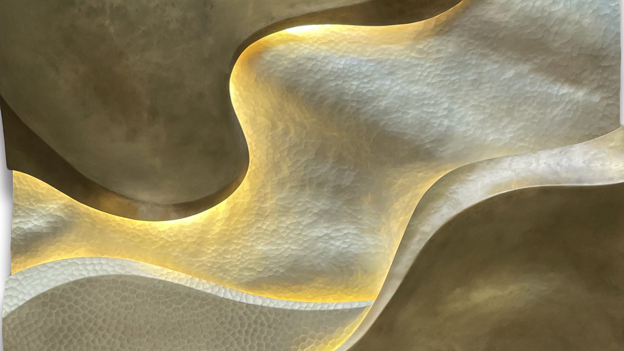 Cartier Tokyo Dinanderie Ryo Hikosaka art contemporain luminaire